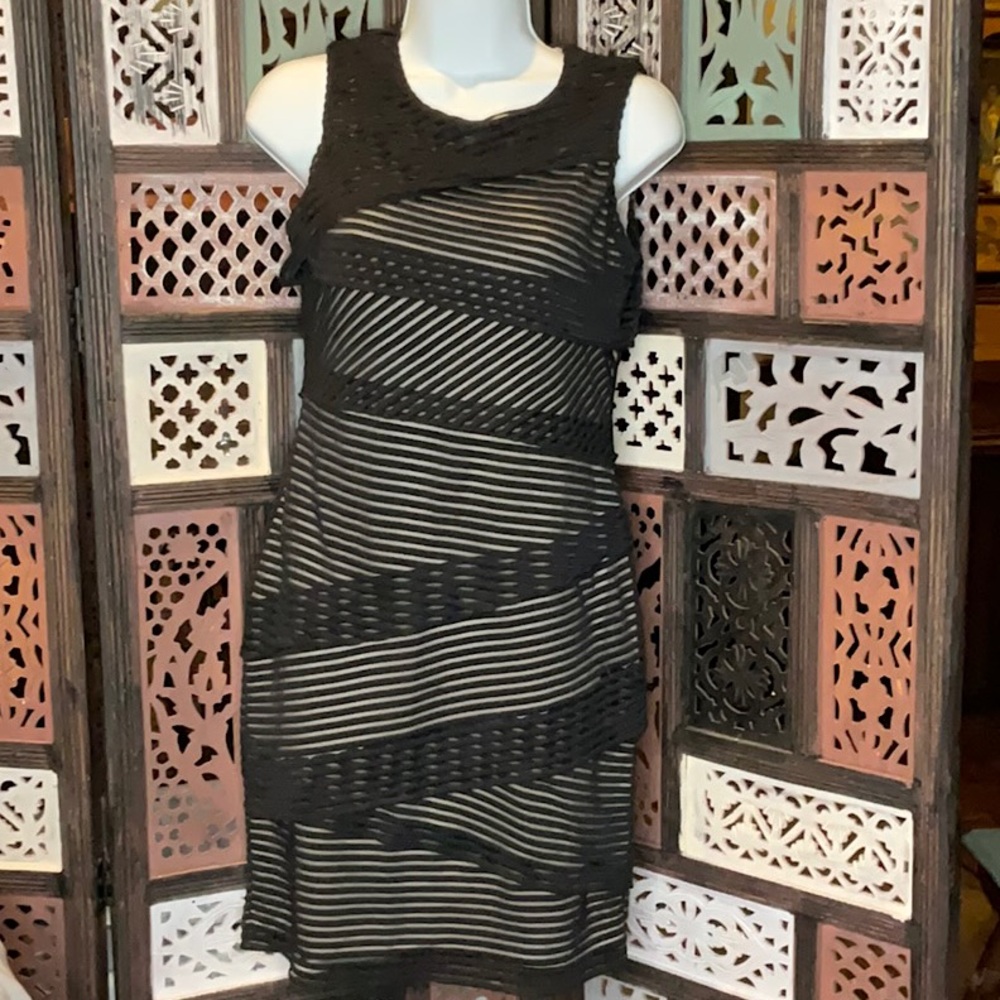 Calvin Klein black/tan dress size 4